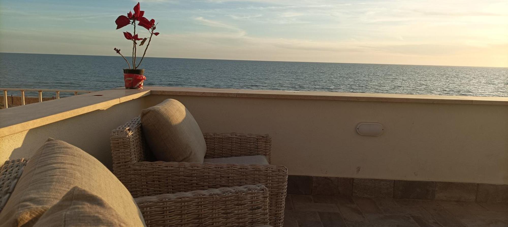 The Suite On The Beach Torvaianica Ngoại thất bức ảnh