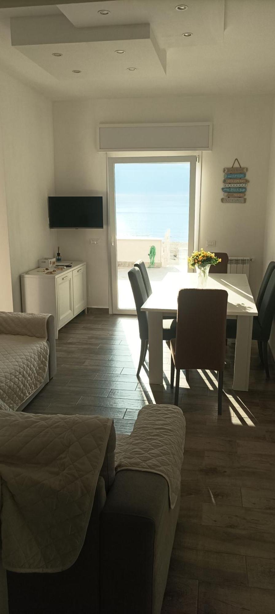 The Suite On The Beach Torvaianica Ngoại thất bức ảnh